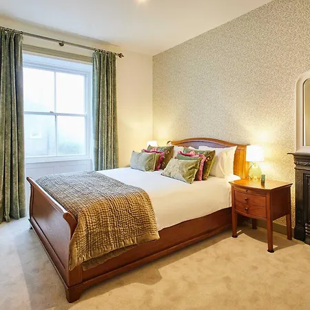 Host & - Temple Terrace * ריצ'מונד